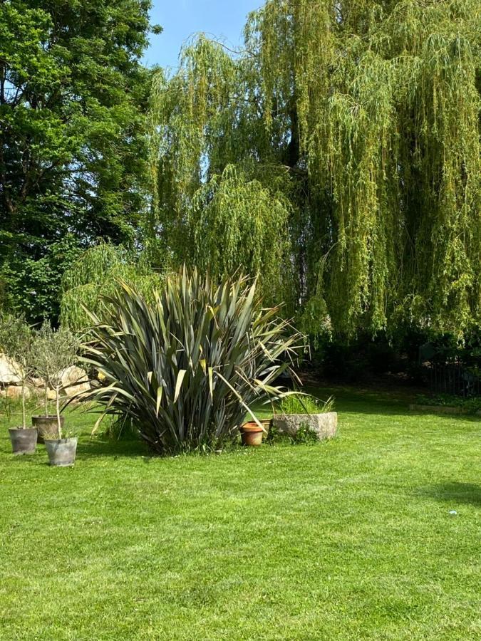 Le Clos Dauphinais Chez Laurette Quévert Kültér fotó